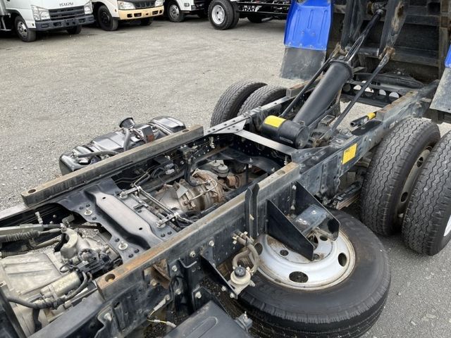 Isuzu ELF TRUCK 2016-07 15189-13