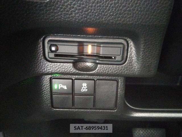 Honda N BOX CUSTOM 2021-09 208242-11