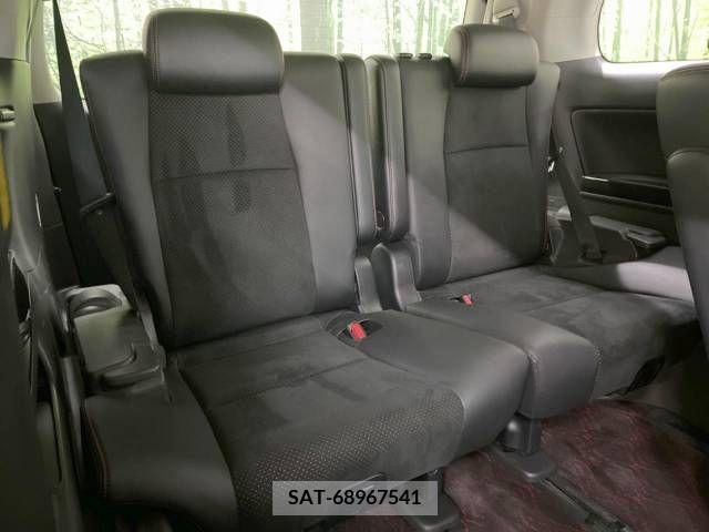 Toyota VELLFIRE 2013-07 351556-9