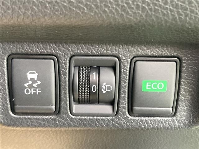 Nissan Sylphy 2020-12 14387-8