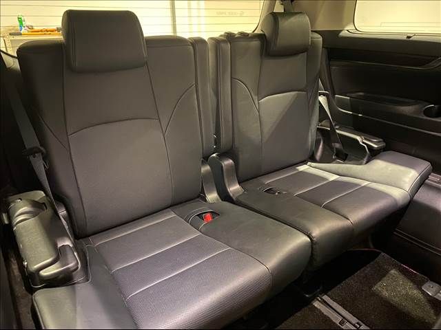 Toyota ALPHARD 2018-08 6762-10