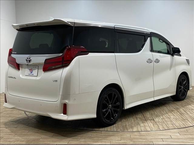 Toyota ALPHARD 2018-08 6762-13