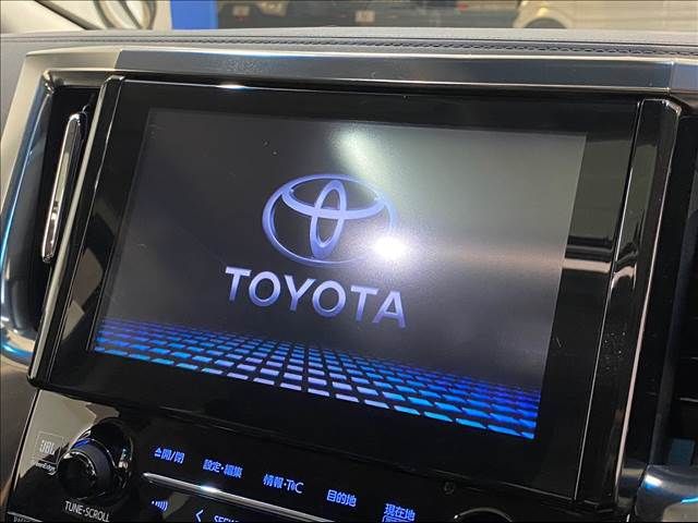 Toyota ALPHARD 2018-08 6762-2