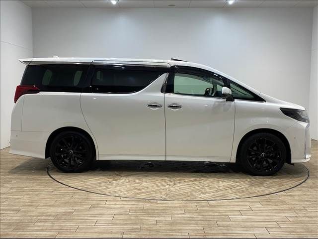 Toyota ALPHARD 2018-08 6762-15
