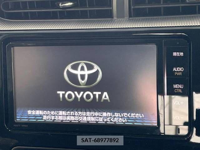Toyota AQUA 2018-09 336605-3
