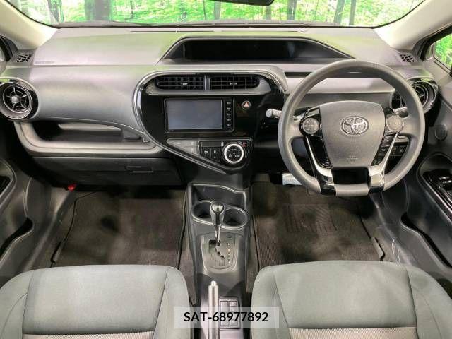 Toyota AQUA 2018-09 336605-1