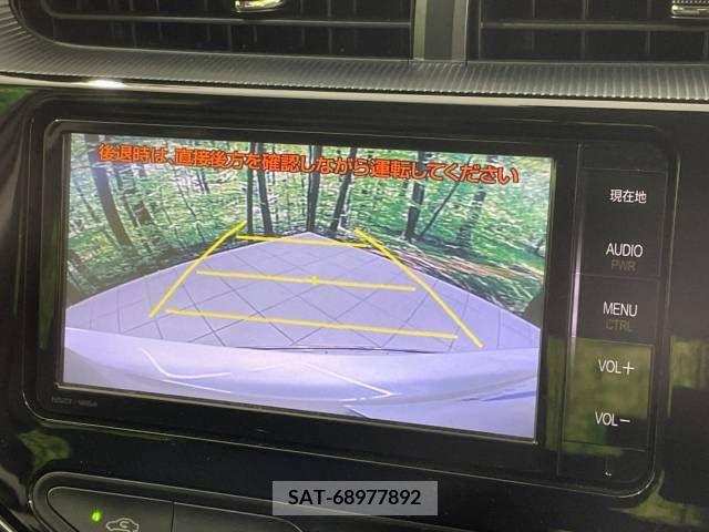 Toyota AQUA 2018-09 336605-4