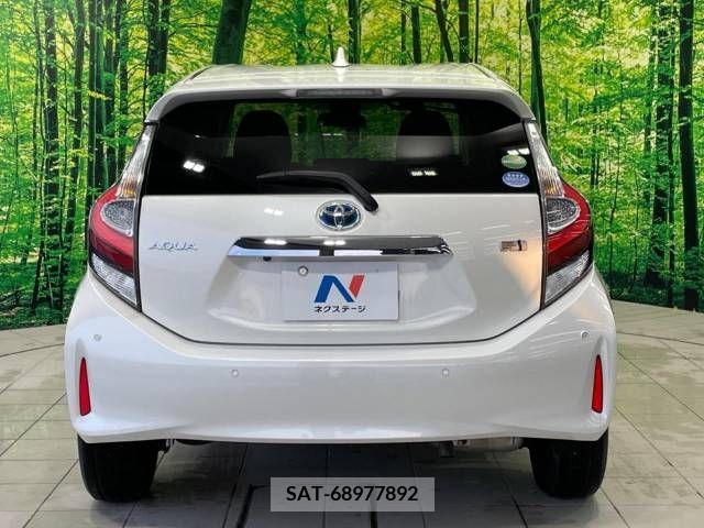 Toyota AQUA 2018-09 336605-15