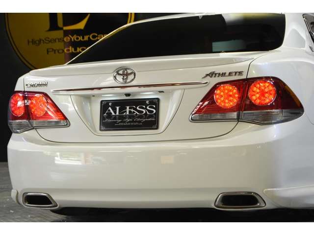 Toyota CROWN SEDAN 2010-12 2870-5