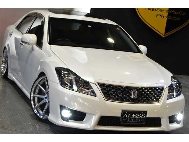 Toyota CROWN SEDAN 2010-12 2870-1