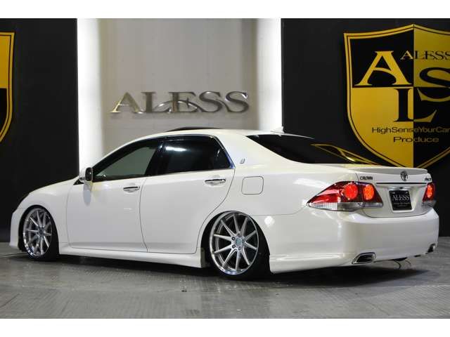Toyota CROWN SEDAN 2010-12 2870-18