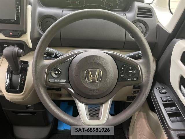 Honda N BOX 2019-08 278439-11