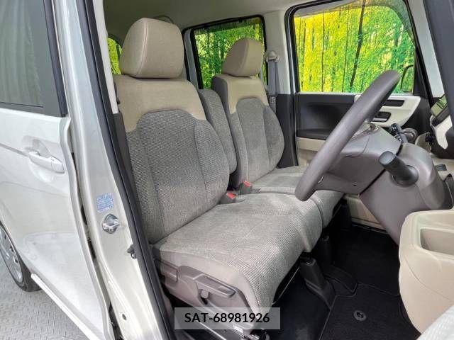 Honda N BOX 2019-08 278439-8