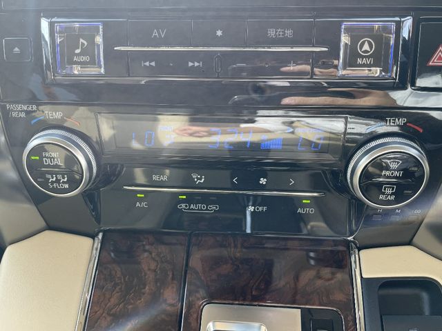 Toyota ALPHARD HYBRID 2019-07 191483-13