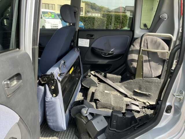 Daihatsu MOVE 2003-03 8281-4