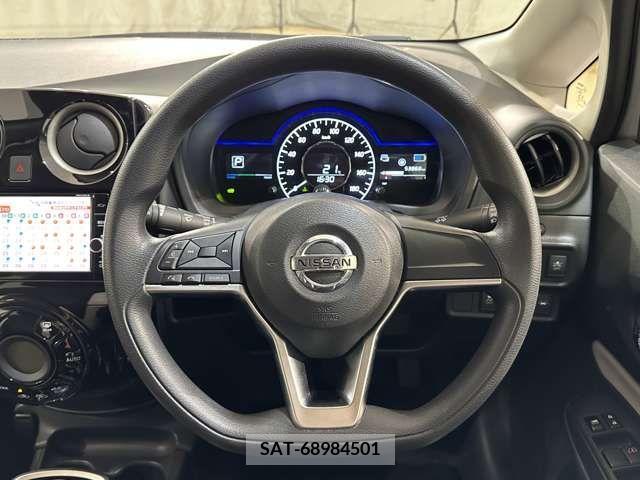 Nissan NOTE 2018-11 279876-13