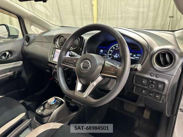 Nissan NOTE 2018-11 279876-12