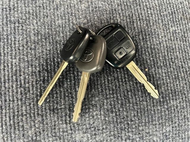 Toyota PRADO 2001-01 6521-18