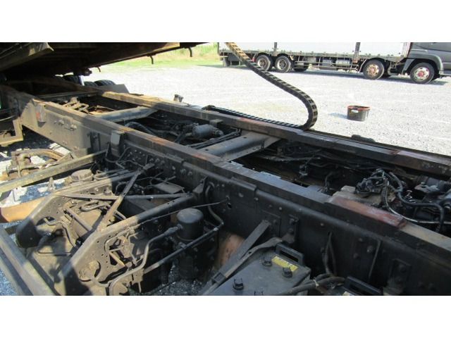 MITSUBISHI FUSO SUPER GREAT 1998-01 6474-6