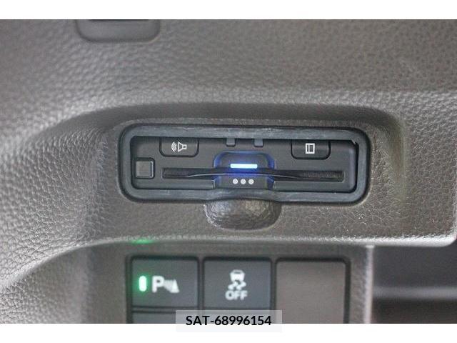 Honda N BOX 2021-06 278545-4