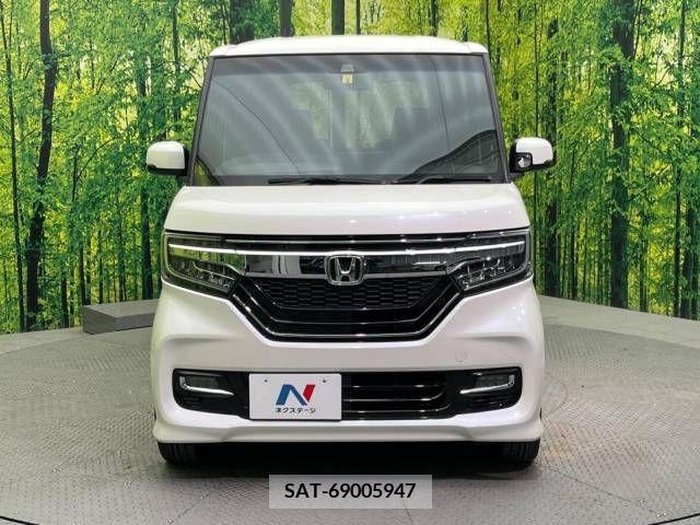 Honda N BOX CUSTOM 2018-03 215275-14