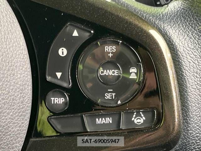 Honda N BOX CUSTOM 2018-03 215275-6
