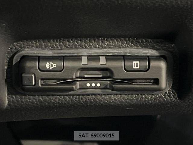 Honda VEZEL 2022-04 349764-6