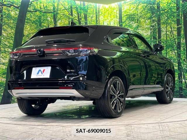 Honda VEZEL 2022-04 349764-17