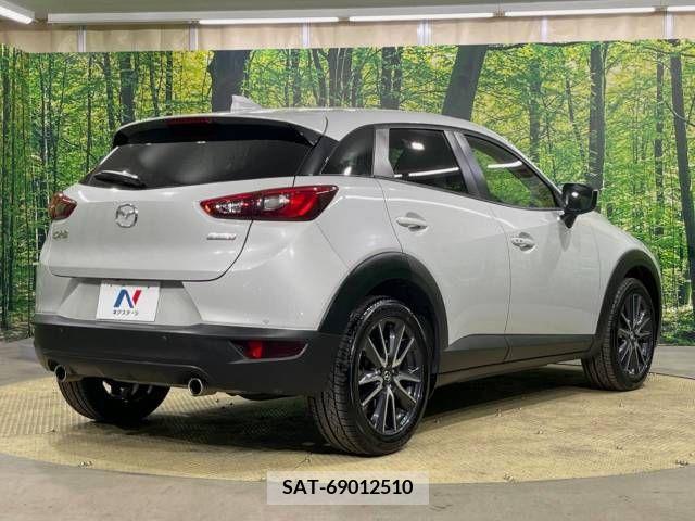Mazda CX-3 2017-01 236498-17