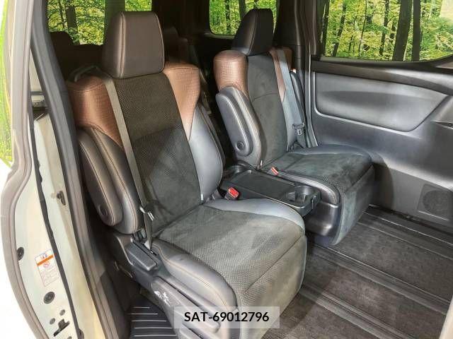 Toyota ALPHARD 2017-04 259052-10