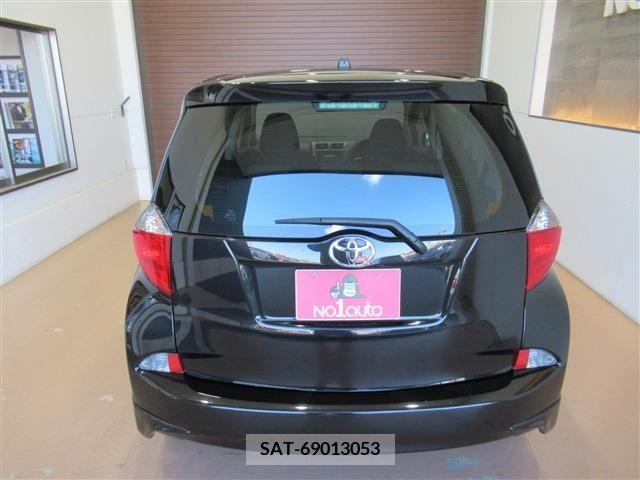 Toyota RACTIS 2012-11 206620-6