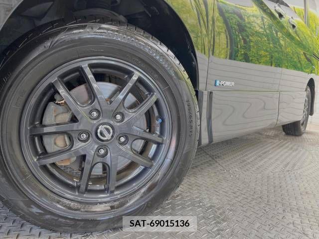 Nissan SERENA 2019-03 367755-14