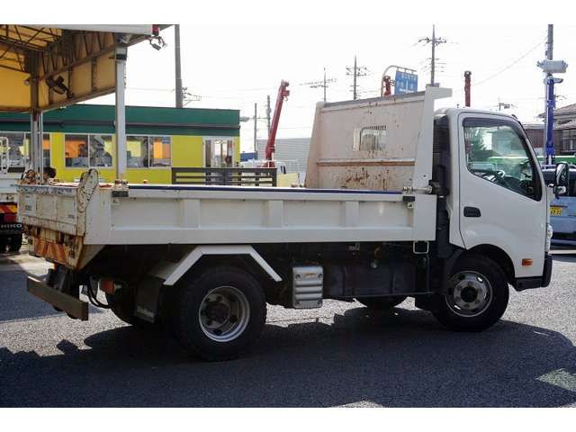 Hino DUTRO 2018-09 20437-7