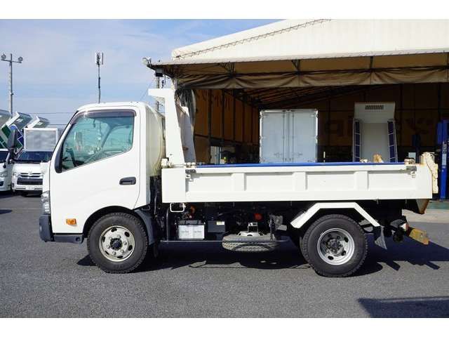Hino DUTRO 2018-09 20437-2