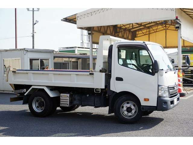 Hino DUTRO 2018-09 20437-5