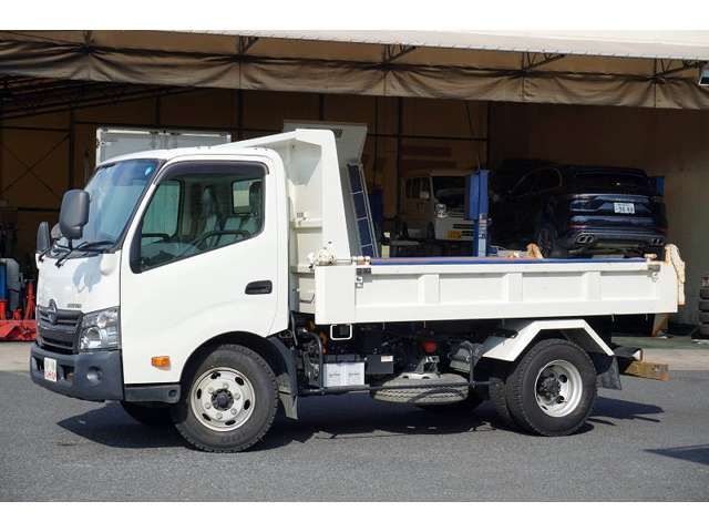 Hino DUTRO 2018-09 20437-8