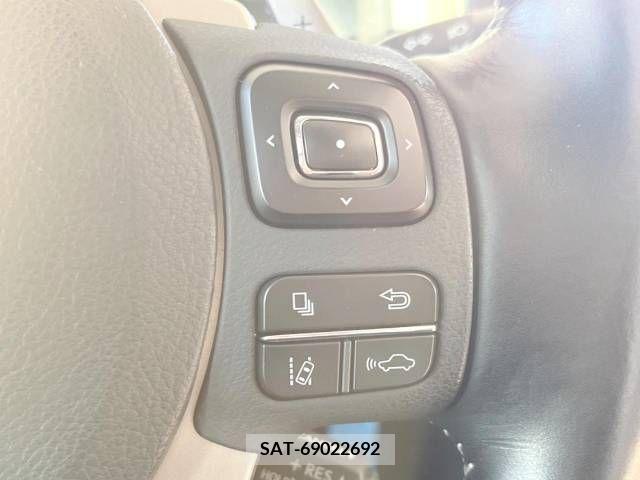 Lexus IS 2017-03 275743-6