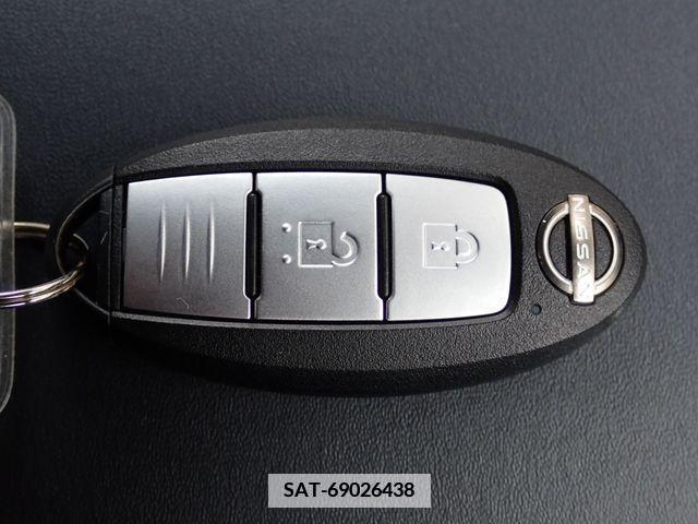Nissan NOTE 2022-01 365322-17