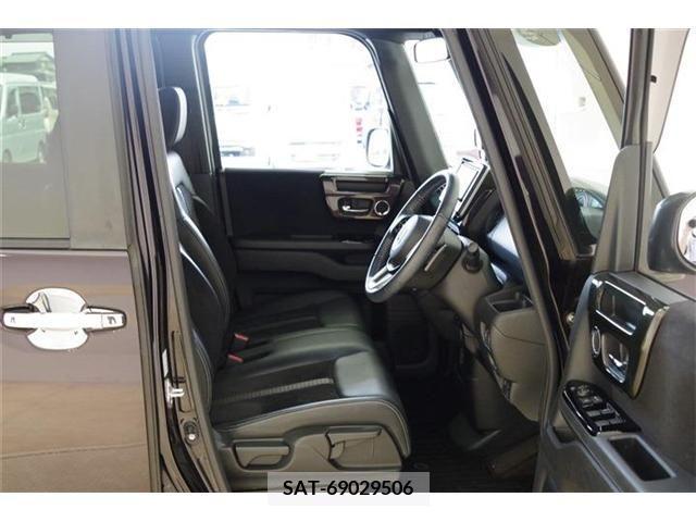 Honda N BOX CUSTOM 2019-02 278938-14
