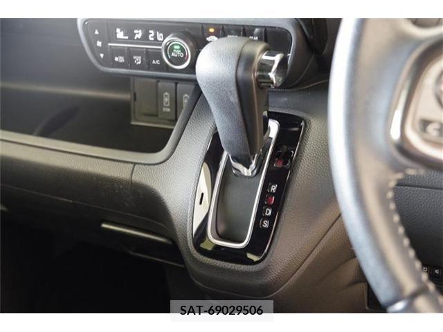 Honda N BOX CUSTOM 2019-02 278938-13