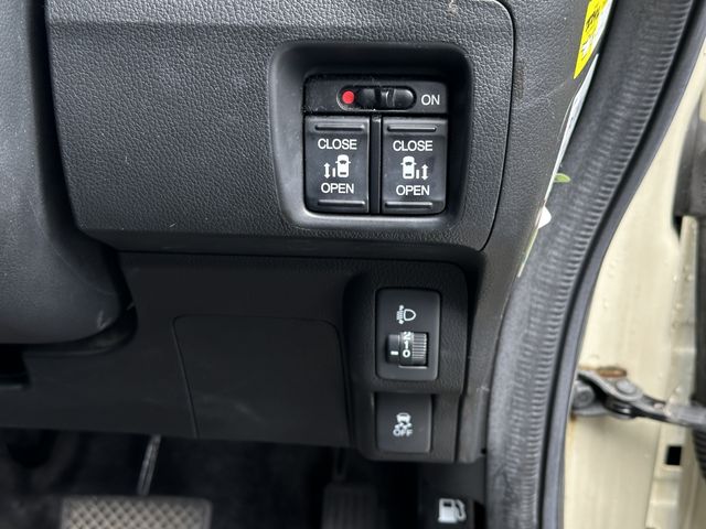 Honda N BOX 2013-12 8444-3