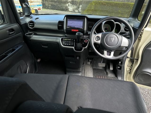 Honda N BOX 2013-12 8444-1