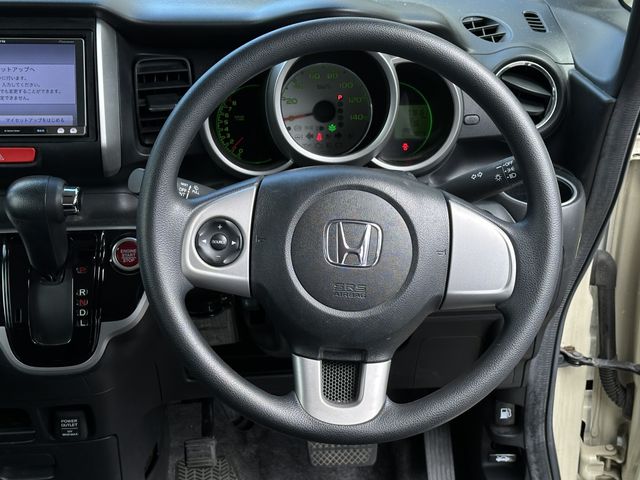Honda N BOX 2013-12 8444-10