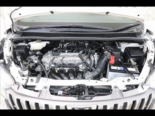 Toyota ESQUIRE 2017-10 14118-24