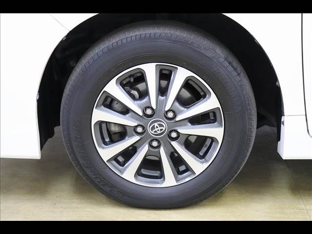 Toyota ESQUIRE 2017-10 14118-23