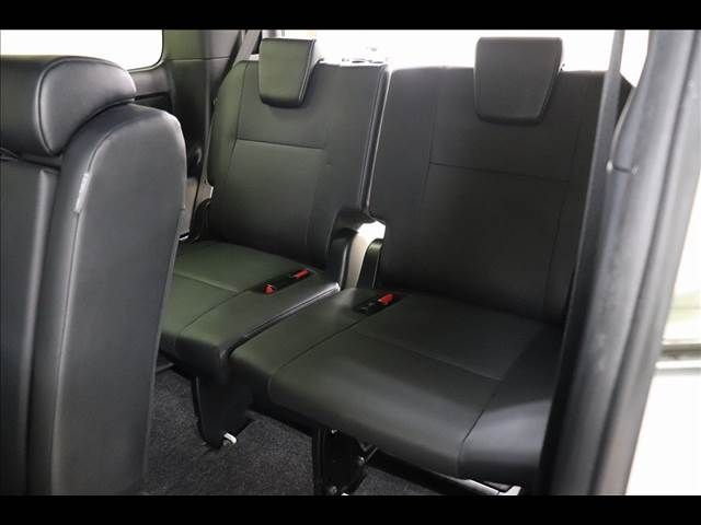 Toyota ESQUIRE 2017-10 14118-12