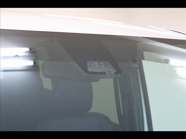 Toyota ESQUIRE 2017-10 14118-6