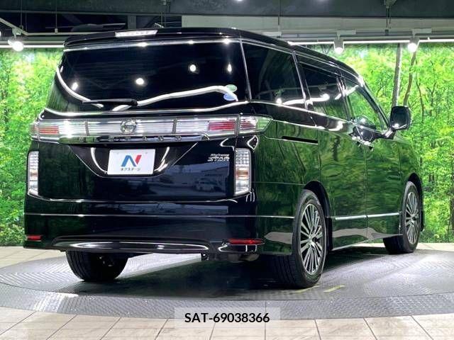 Nissan ELGRAND 2014-05 235200-17