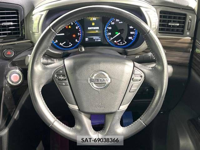 Nissan ELGRAND 2014-05 235200-12