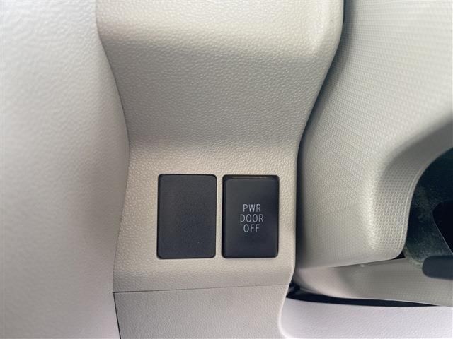 Daihatsu TANTO 2015-01 4716-17